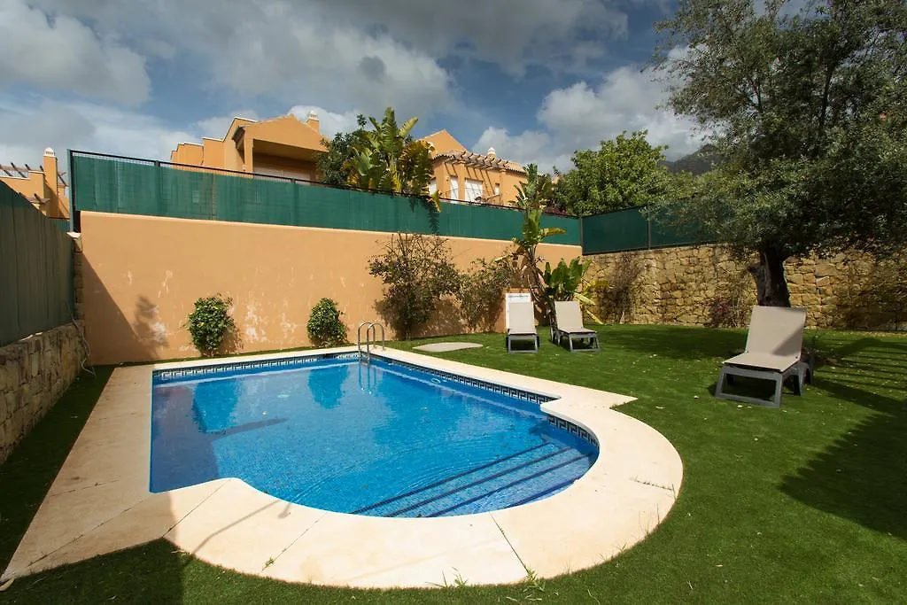 Villas Altos De Marbella